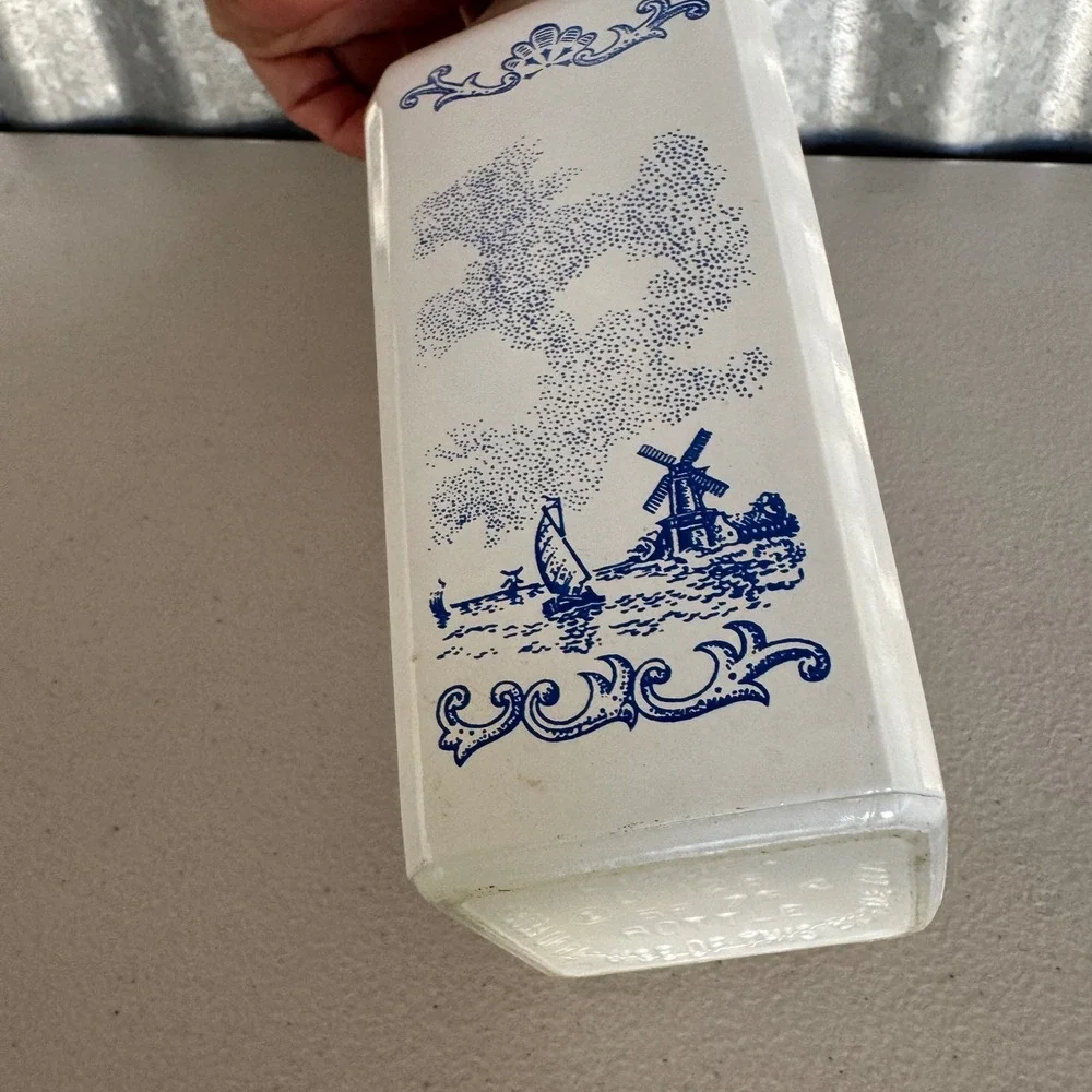 Vintage Milk Glass Liquor Decanter Dutch Windmill Blue White Tulip Cap D-126